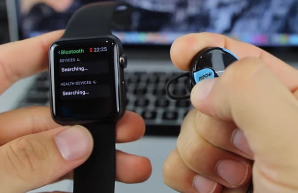 why are my headphones not pairing with iphone