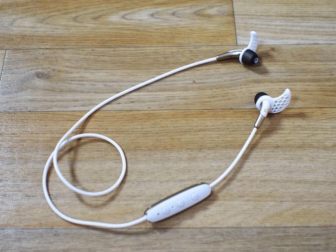 why wont my jaybird freedom headphones connect